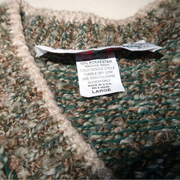 Sarah Bentley Women’s Sweater - Picture 5 of 7